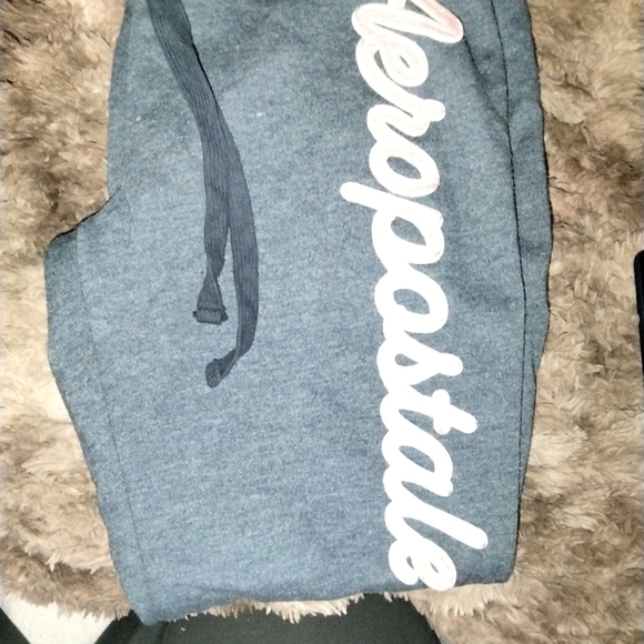 Aeropostale Ladies Sweat Pants - Picture 2 of 3